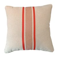 Cojín beige rayas rojas